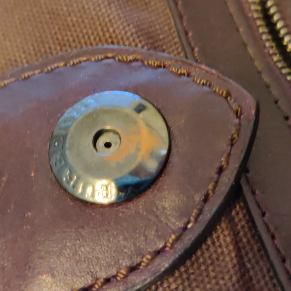 Burberry Northfield Smoke Check Plum Tote - Picture 7 of 17